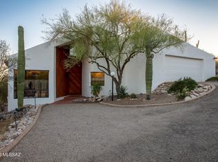 6715 N Camino Padre Isidoro, Tucson, AZ 85718