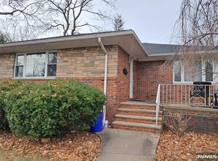 1005 Harvard Pl, Fort Lee, NJ 07024