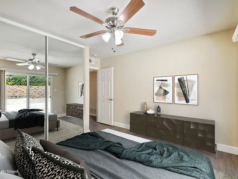 3620 Frenzel Cir — Photo 11