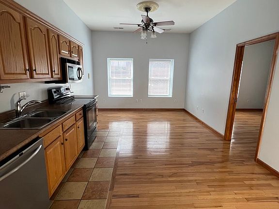 5th image of 110 1/2 W 6th St #5
