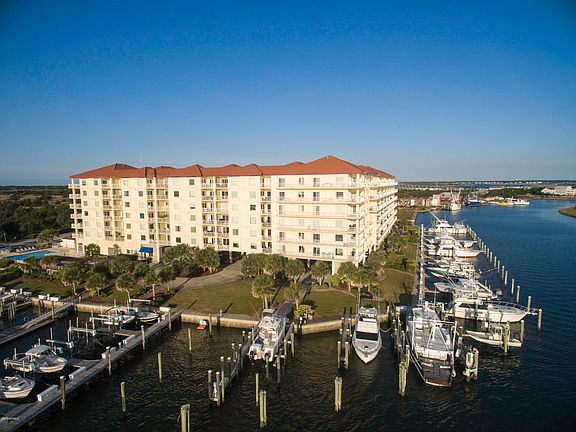 3rd image of 100 Olde Towne Yacht Club Road #610
