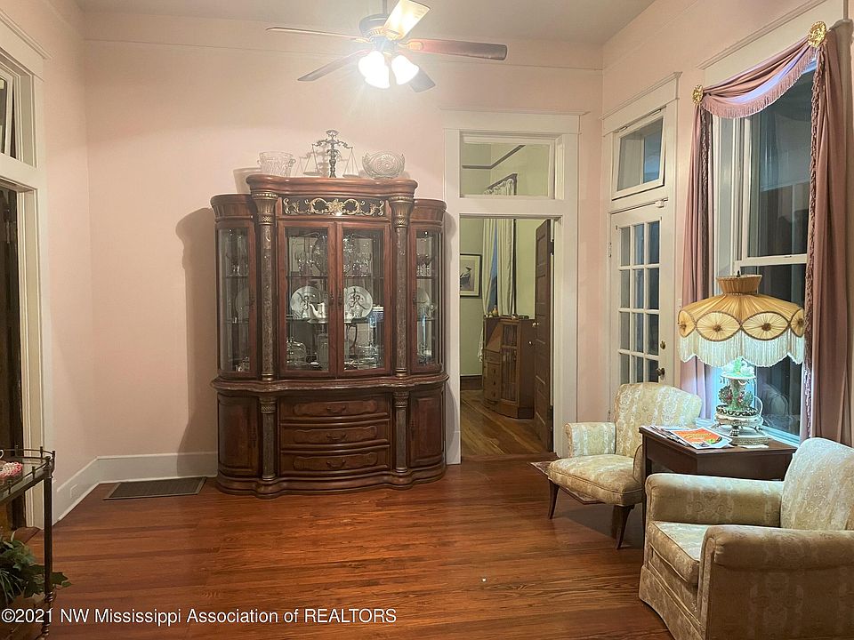 16th image of this home
