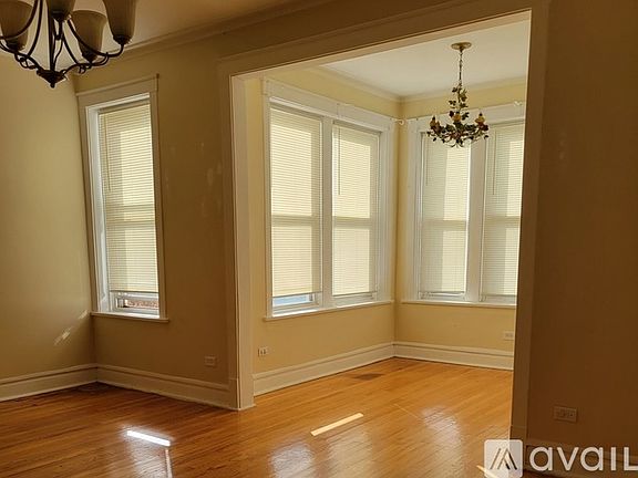 3rd image of 2142 W Touhy Ave APT 3W