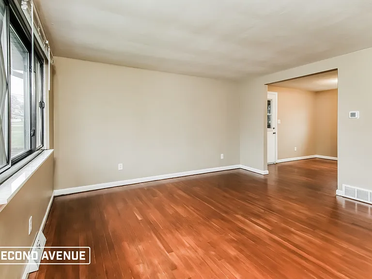 11556 McKee Rd — Photo 3