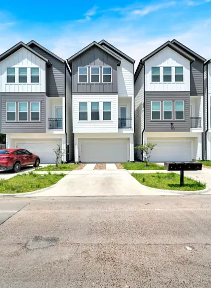 3419 Yellowstone Blvd — Photo 13