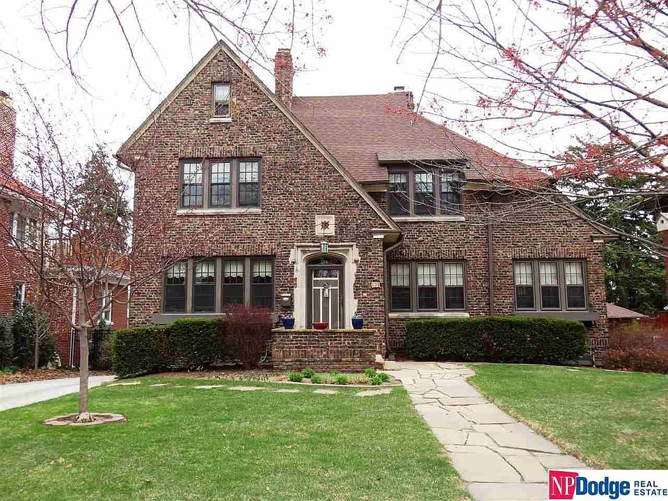 1st image of 539 S 52nd St