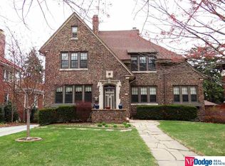 539 S 52nd St, Omaha, NE 68106