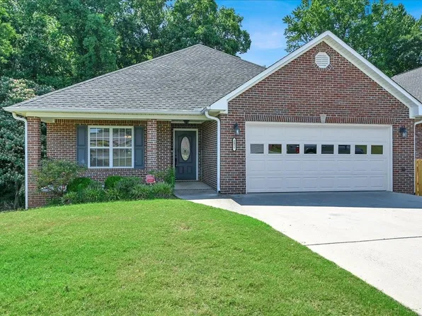2977 Phelan Cir SE, Hanceville, AL 35077