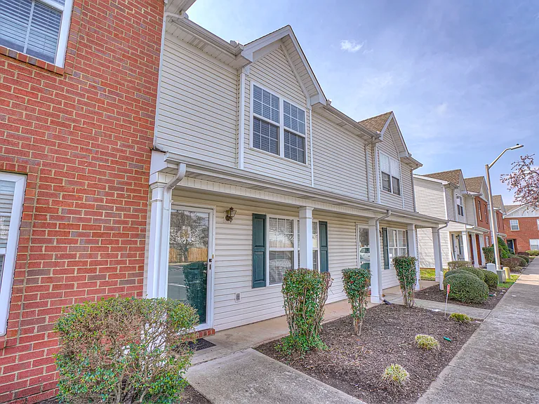 415 Arapaho Dr — Photo 19