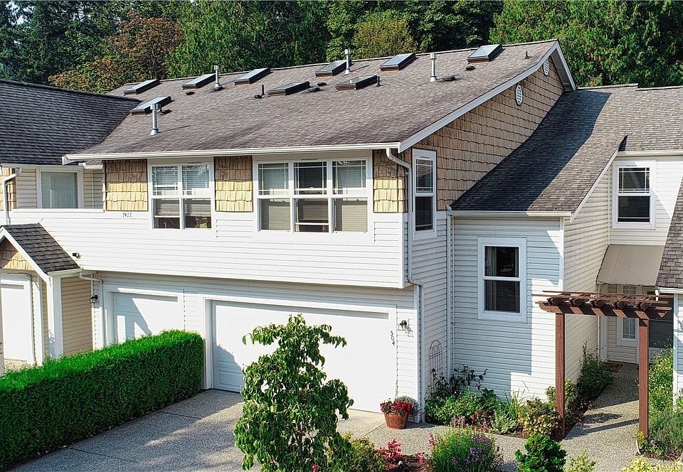 1st image of 7428 Centerville Ct Unit 504