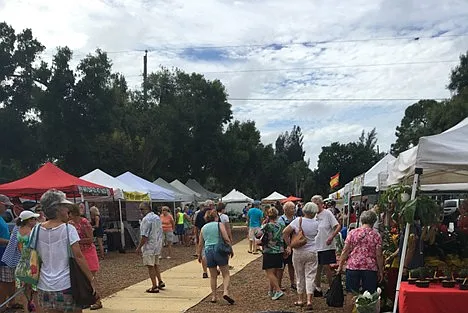 Farmers Market on Thursday during Winter and Saturday in Summer