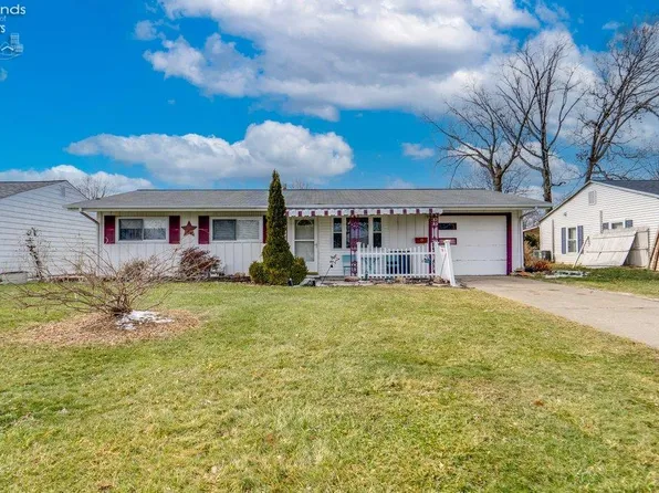 3908 Clinton Ave, Lorain, OH 44055
