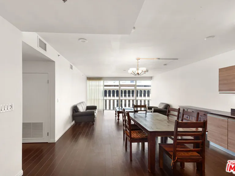3785 Wilshire Blvd #908 — Photo 7