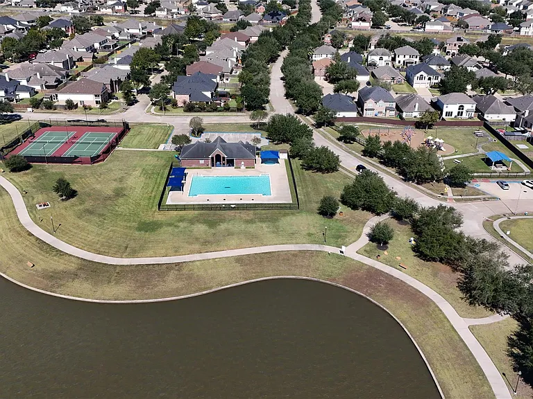 23426 Yaupon Hills Dr — Photo 18
