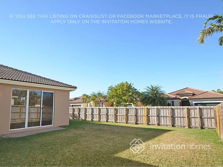 11783 SW 153rd Pl — Photo 8