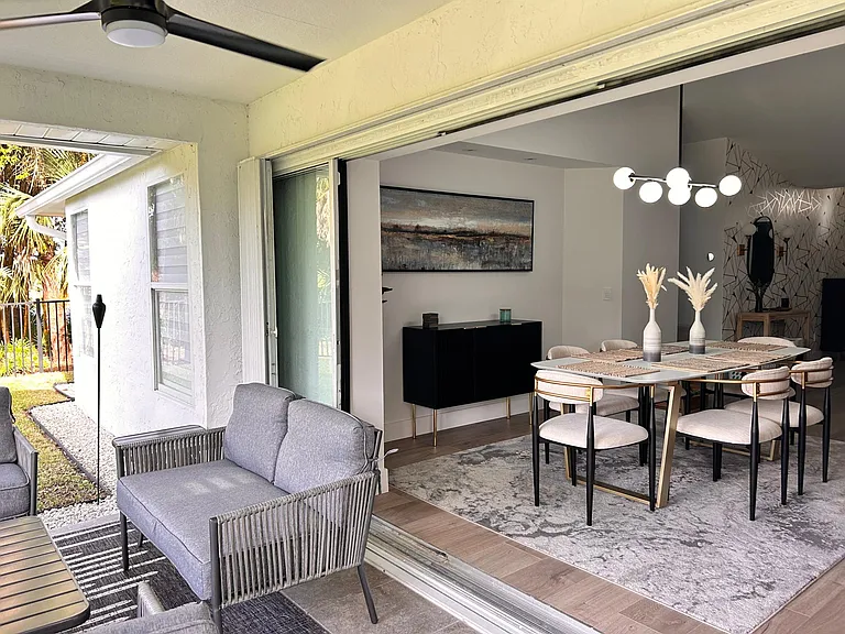 6205 SE Circle St — Photo 37