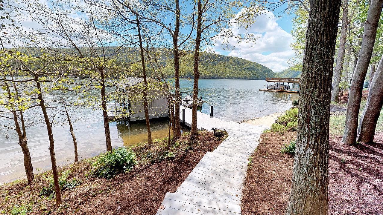 2437 Capewood Dr, Huddleston, VA 24104 Zillow