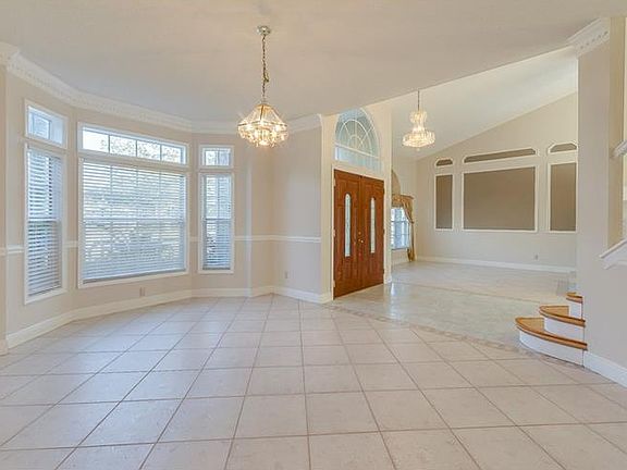 5th image of 1659 Thornhill Cir