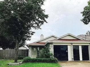 3129 Green Branch Dr, Grand Prairie, TX 75052