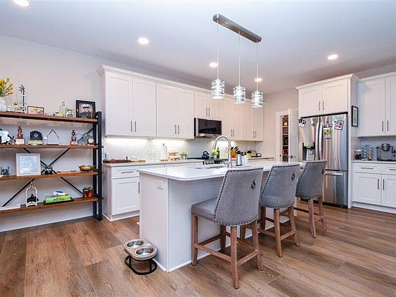 5th image of 1022 Westcove Rd
