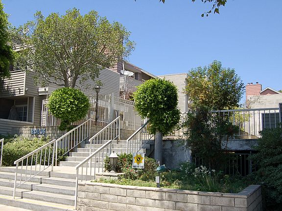 3rd image of 20235 Keswick St Unit 306