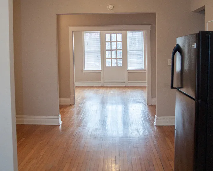 3954 S Grand Blvd — Photo 17