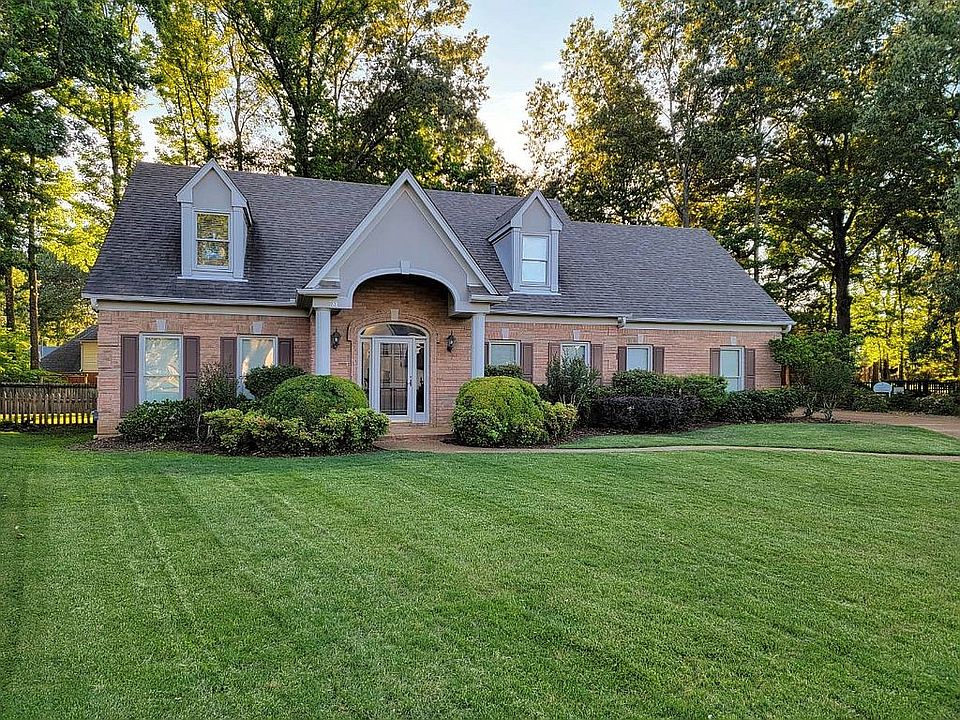 1st image of 781 Lake Meadow Dr