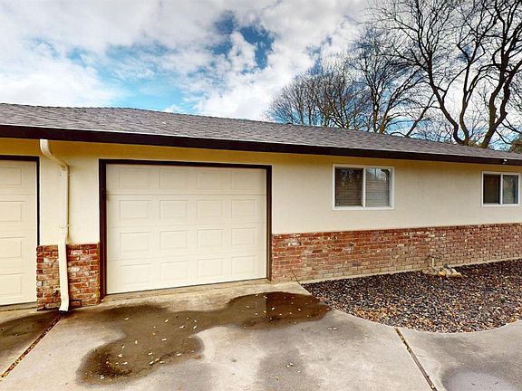 3rd image of 1625 W Rumble Rd