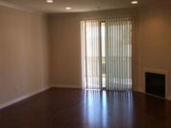 2nd image of 525 N Adams St APT 209