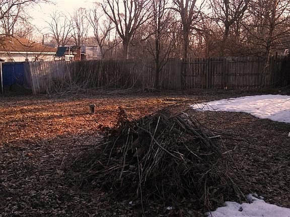 3rd image of 3365 Burroughs Ave