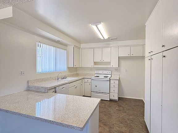 2nd image of 343 W Rosewood Ave #C