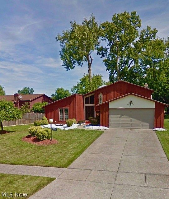 1st image of 2907 York Dr