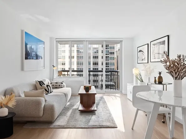 70 W 37th St, New York, NY
