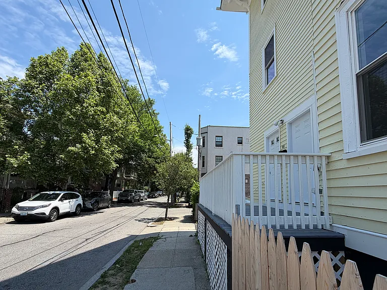 98-100 Whitmarsh St #1 — Photo 34