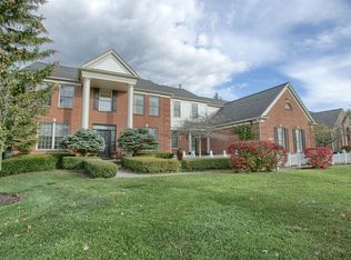 9434 Fellows Creek Dr, Plymouth, MI 48170