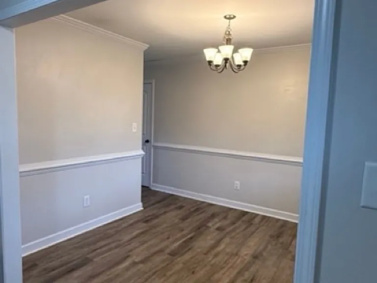 310 Murphy Dr — Photo 3