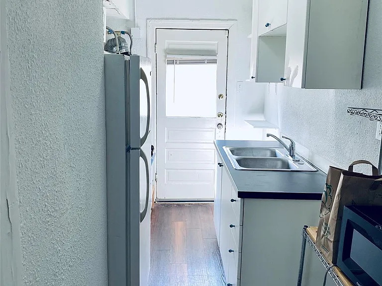 1 Sidney St #3 — Photo 8