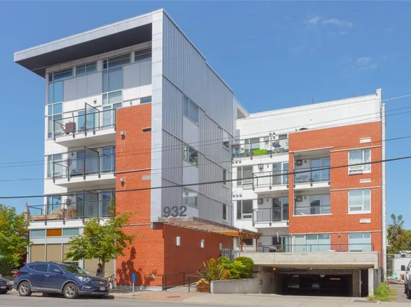 932 Johnson St #303, Victoria, BC V8V 3N4
