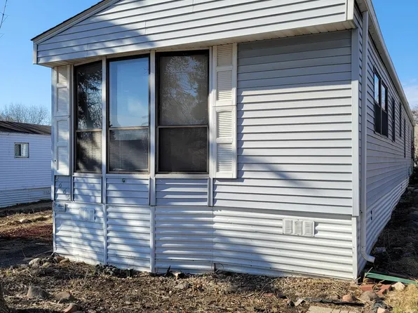 2665 Benlana Ct, Maplewood, MN 55119