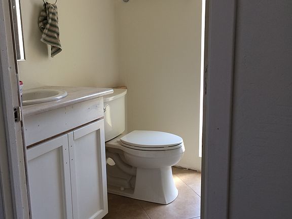 3rd image of 2109 Pine Ave