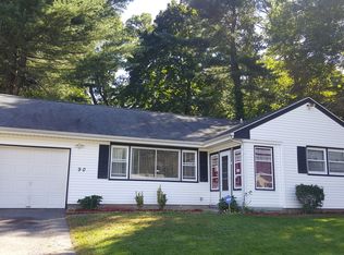 90 Jennings Ave, Bridgeport, CT 06610