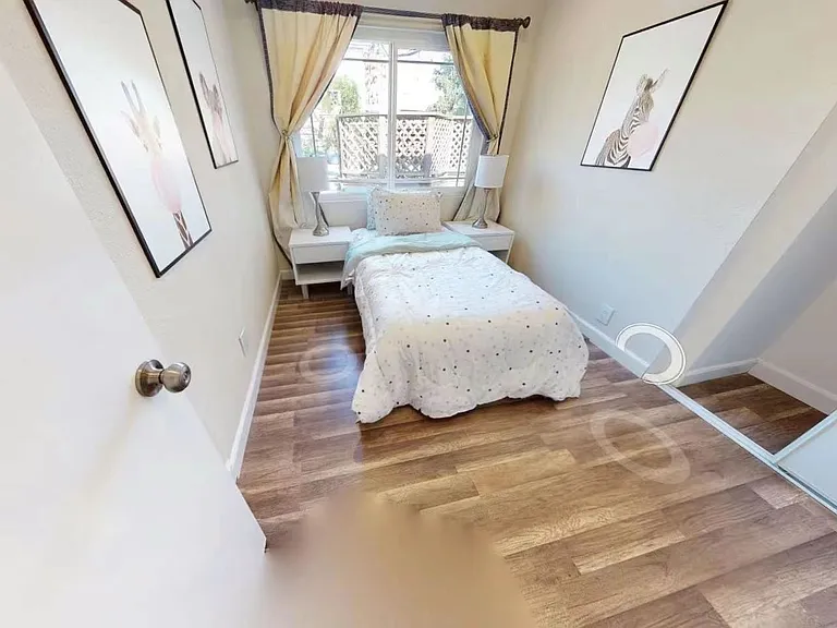 2224 Estabrook Cir #B — Photo 6