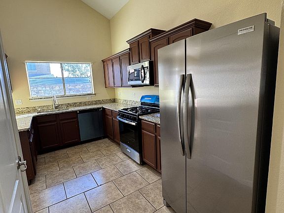5th image of 14256 Bluesky Point Ct
