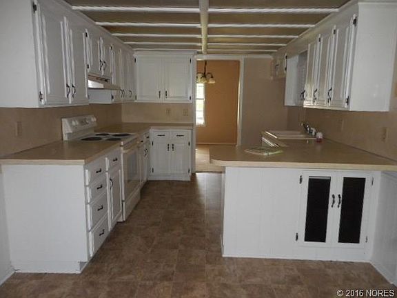 3rd image of 6704 S 254 East Ave