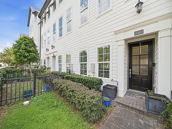 2nd image of 3409 Timbergrove Oaks St