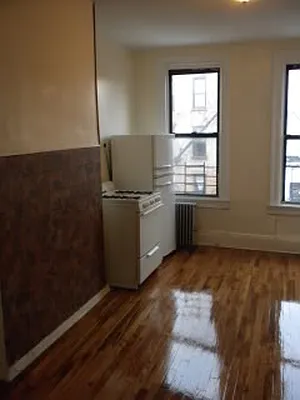 Rented by Land Line Realty Group LLC | media 2