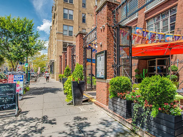 Restaurants in Columbia Heights and 14th Street/U Street