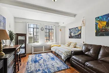 320 East 42nd Street, #1413