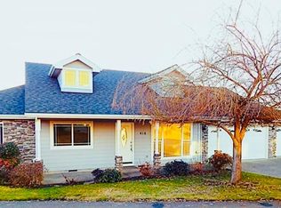 416 Leandra Ln, Eagle Pt, OR 97524