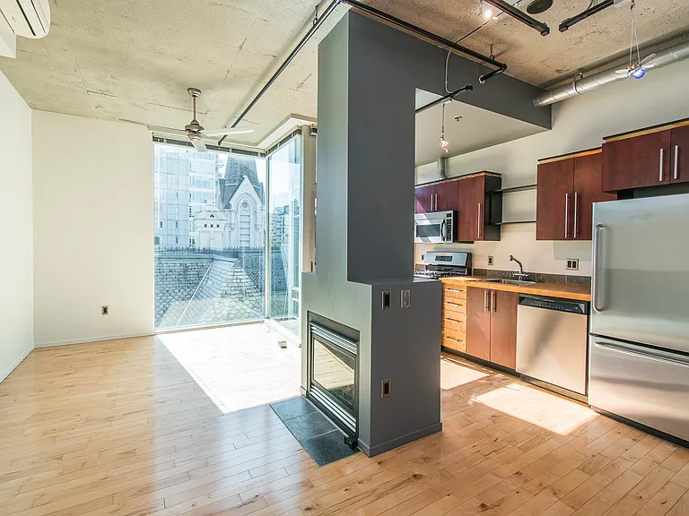 1410 SW 11th Ave #603 — Photo 5
